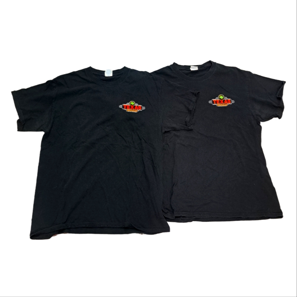 Bundle of 2 Texas Road House Mens T Shirts